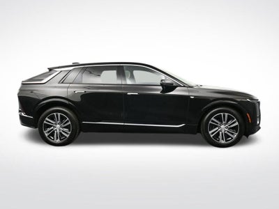 2025 Cadillac LYRIQ Luxury 1