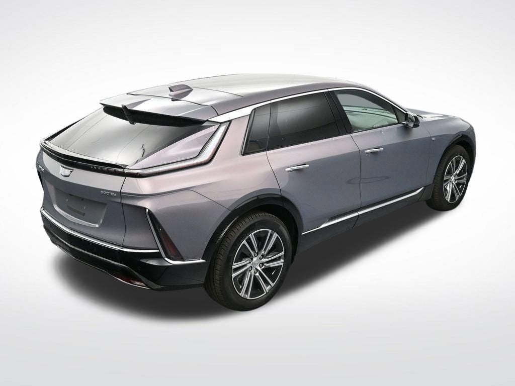 2025 Cadillac LYRIQ Luxury 1