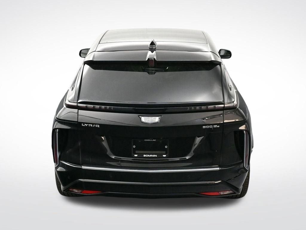 2025 Cadillac LYRIQ Luxury 1