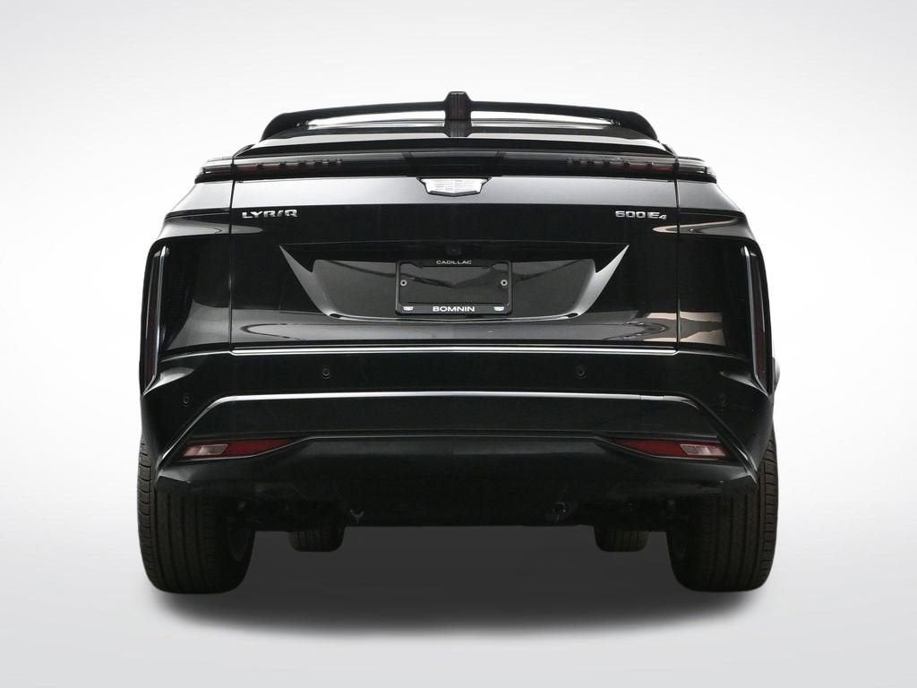 2025 Cadillac LYRIQ Luxury 1