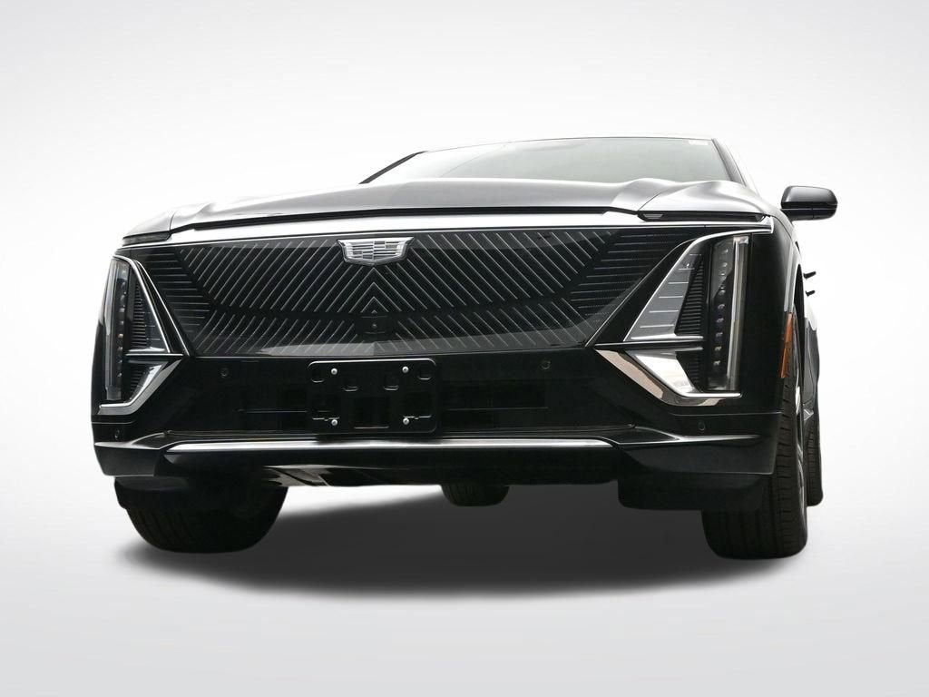 2025 Cadillac LYRIQ Luxury 1