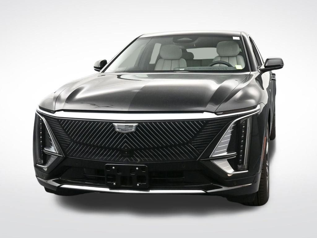 2025 Cadillac LYRIQ Luxury 1