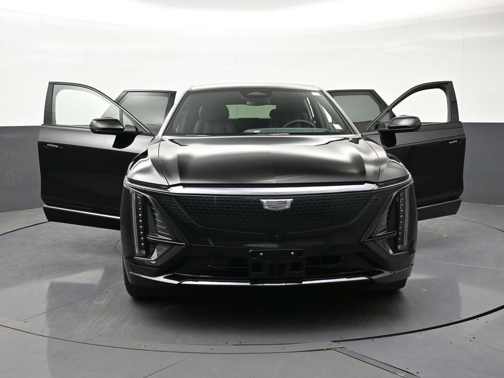 2025 Cadillac LYRIQ Sport 1