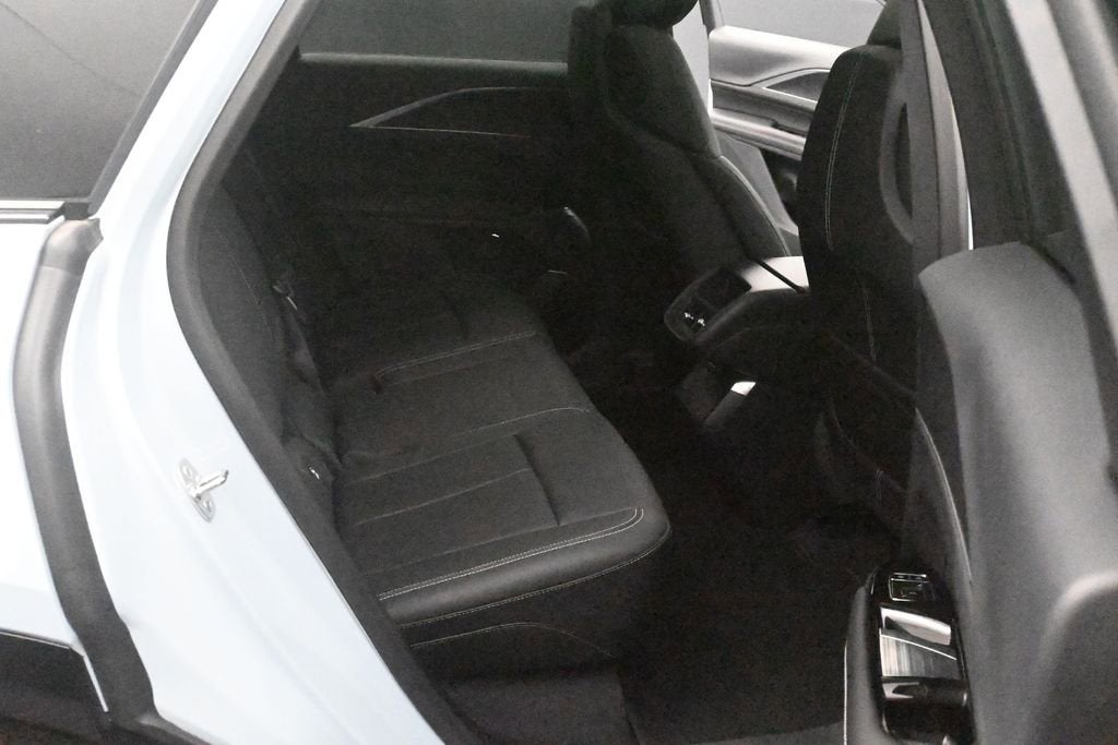 2025 Cadillac LYRIQ Sport 1