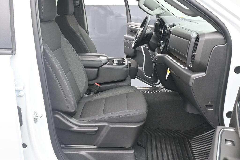 2026 Chevrolet Silverado 1500 LT - Photo 11