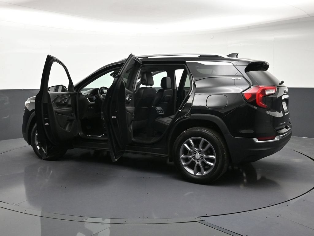 2023 GMC Terrain SLT - Photo 35