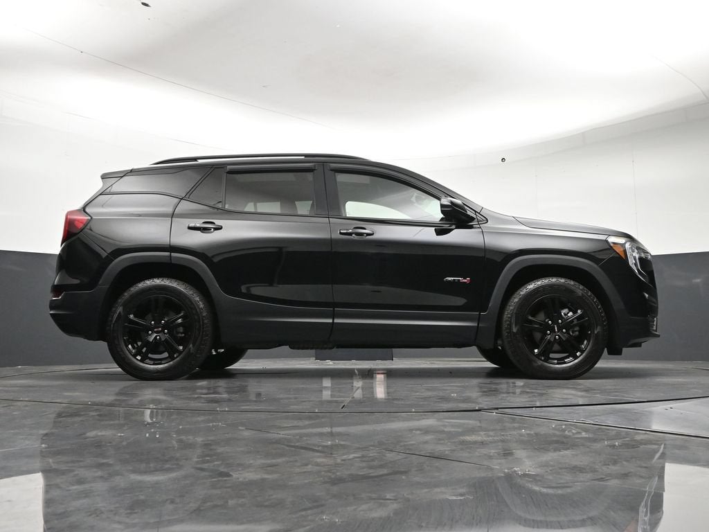 2024 GMC Terrain AT4