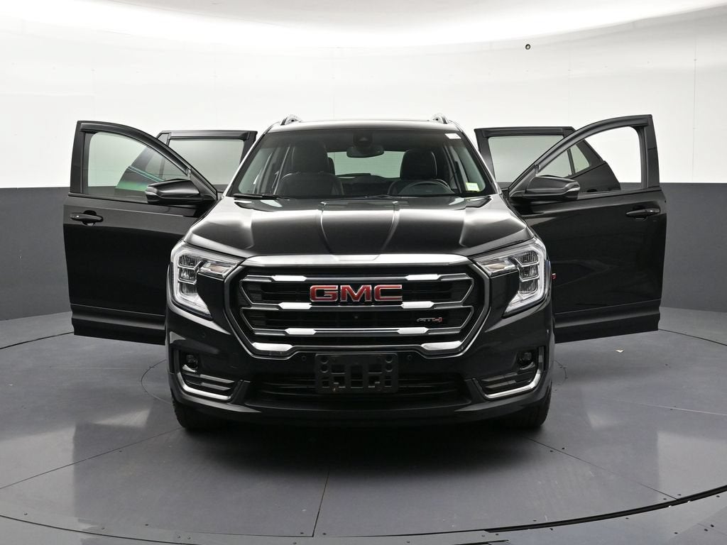 2024 GMC Terrain AT4