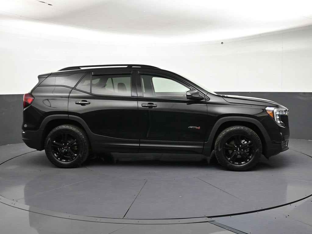 2024 GMC Terrain AT4