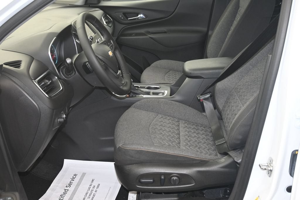 2024 Chevrolet Equinox LT - Photo 10