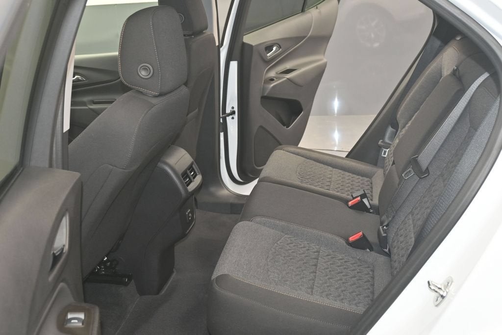 2024 Chevrolet Equinox LT - Photo 13