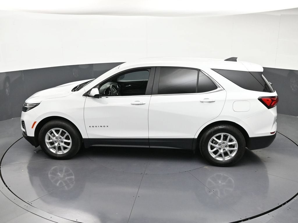 2024 Chevrolet Equinox LT - Photo 17