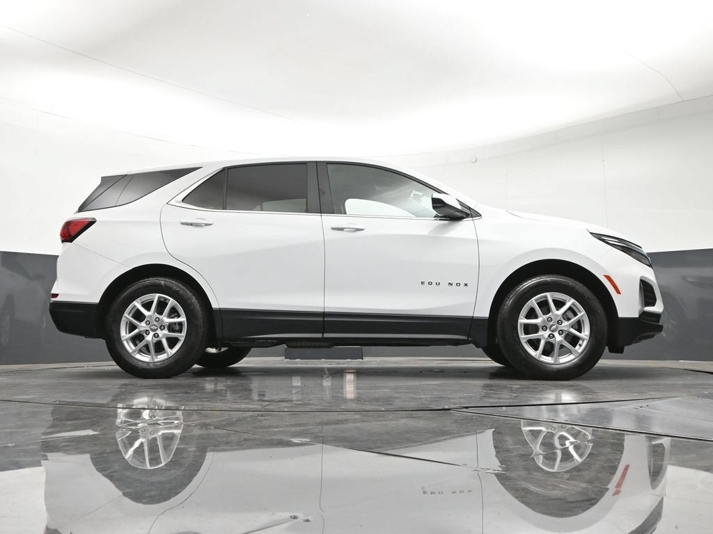 2024 Chevrolet Equinox LT - Photo 29