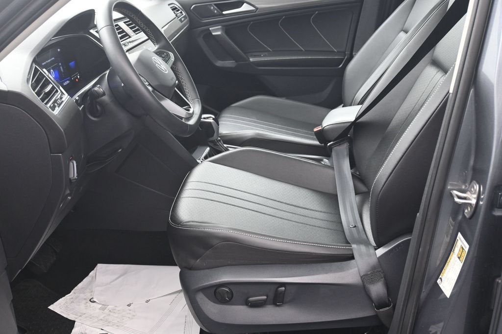 2022 Volkswagen Tiguan SE - Photo 10