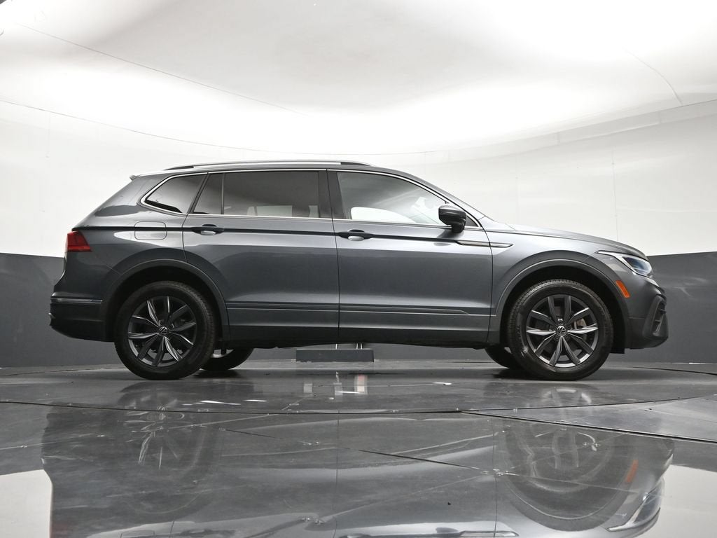 2022 Volkswagen Tiguan SE - Photo 29