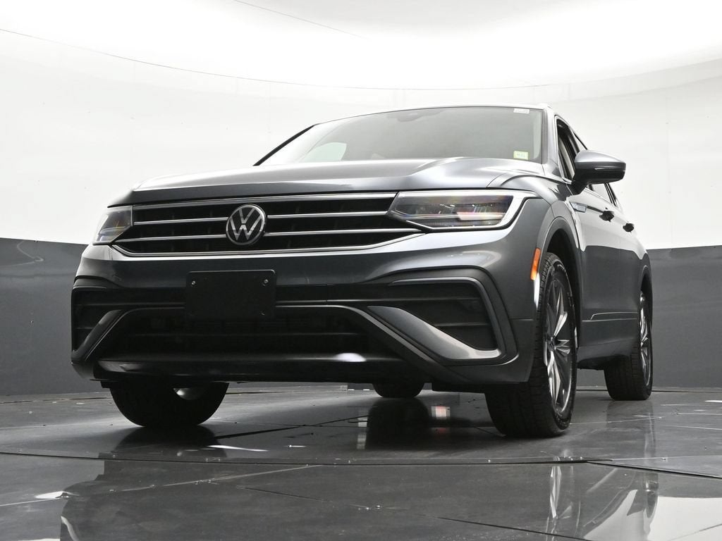2022 Volkswagen Tiguan SE - Photo 31