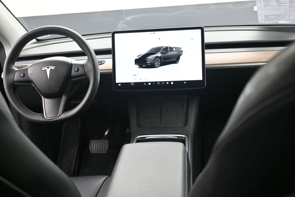 2025 Tesla Model Y Long Range