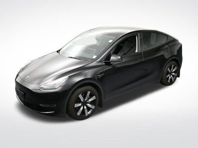 2025 Tesla Model Y Long Range