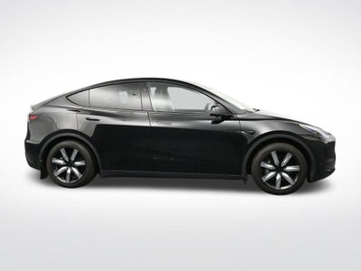 2025 Tesla Model Y Long Range
