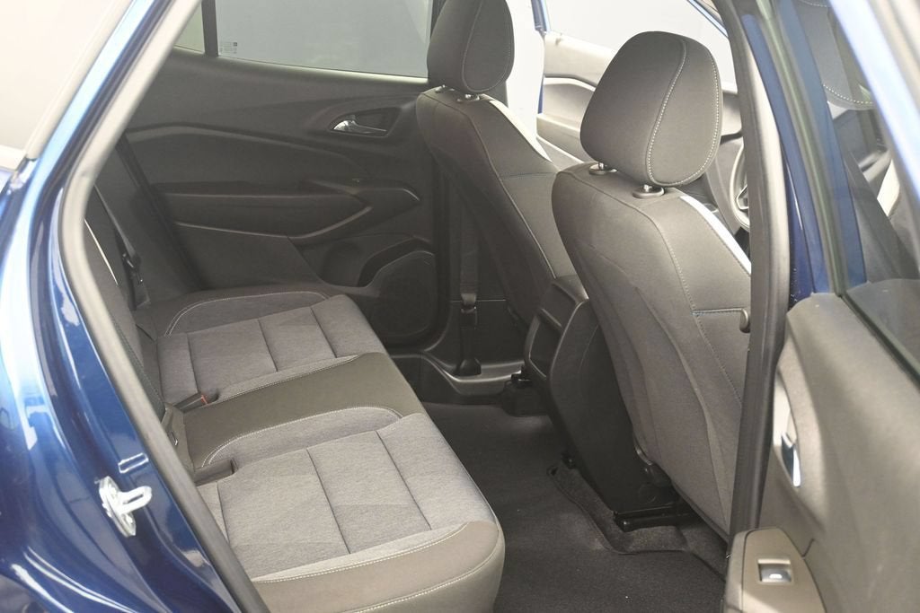 2024 Chevrolet Trax LS - Photo 12